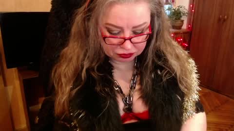 miss Tress online show from 01/01/25, 05:33