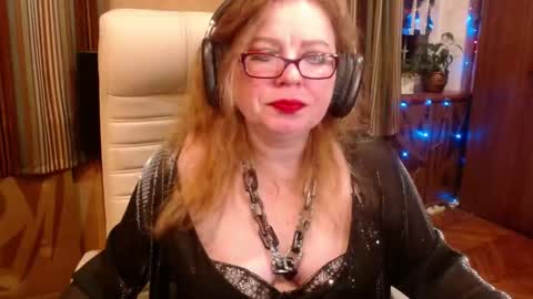 miss Tress online show from 11/15/25, 11:54