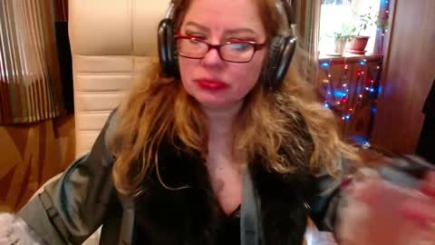 miss Tress online show from 05/16/26, 10:36