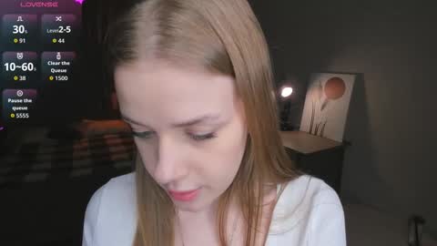 Beatrice online show from 11/16/25, 07:30