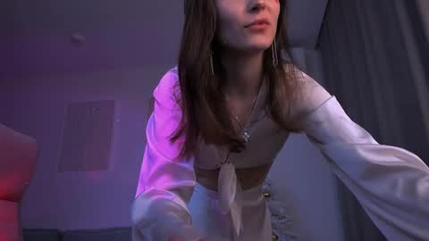 Hazel online show from 02/14/25, 09:32