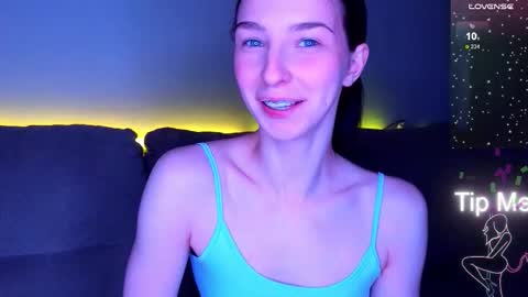 Hello My name is Helene NTMU  Finger up if u like what u see online show from 03/11/26, 02:34