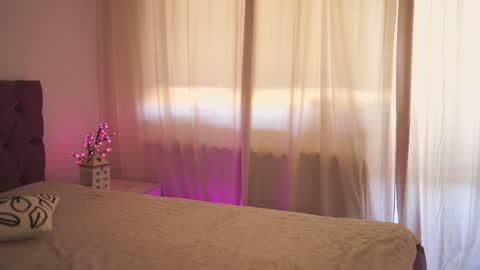 Tina online show from 02/01/25, 11:21