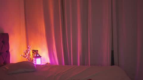 Tina online show from 02/09/25, 01:33