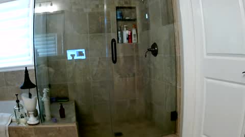 Snapshot of notexactlyhuge chatting on 08/03/26, 08:23 notexactlyhuge online show from 08/03/26, 08:23