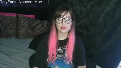 Nouveauho3 online show from 12/02/25, 02:39