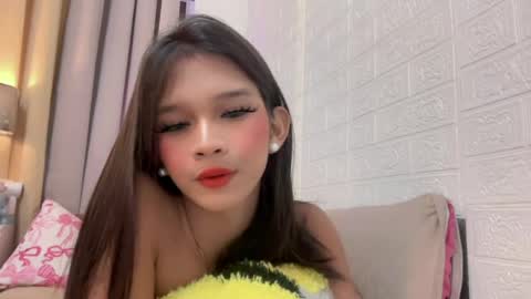 nova_licious online show from 05/12/26, 12:35