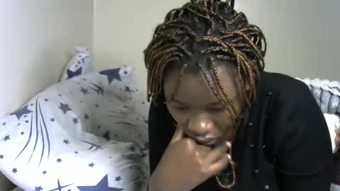 Snapshot of novaah chatting on 09/27/25, 10:20 novaah online show from 09/27/25, 10:20