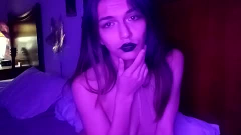 novalovelle online show from 02/09/26, 05:00