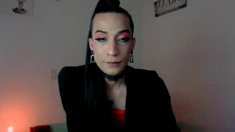 Snapshot of novanyx11 chatting on 11/05/25, 09:59 Nova... online show from 11/05/25, 09:59