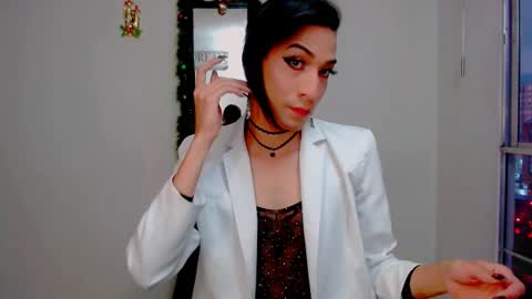 Snapshot of novanyx11 chatting on 12/15/25, 10:58 Nova... online show from 12/15/25, 10:58