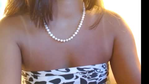 novaperotti online show from 02/25/25, 11:55