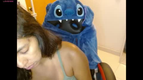 Snapshot of novaperotti chatting on 04/14/26, 02:50 novaperotti online show from 04/14/26, 02:50