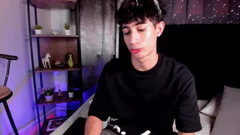 Nova online show from 10/30/25, 05:24