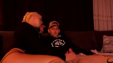 Snapshot of nptv88 chatting on 03/02/25, 01:26 Nick and Tiffany online show from 03/02/25, 01:26