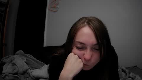 nrdyemogrl online show from 12/13/24, 02:43