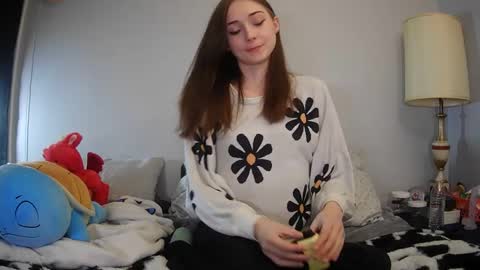 nrdyemogrl online show from 02/24/25, 02:19