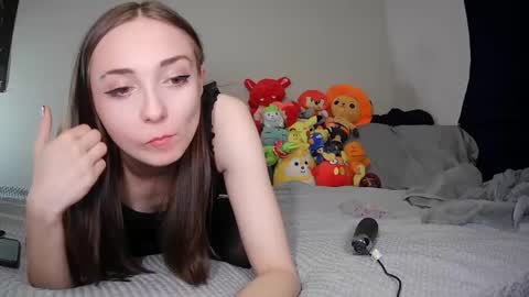 nrdyemogrl online show from 02/28/25, 02:42