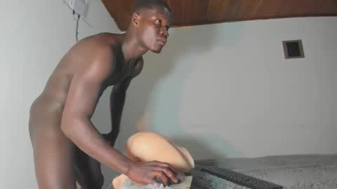 Snapshot of nreus chatting on 09/22/25, 10:39 nreus online show from 09/22/25, 10:39