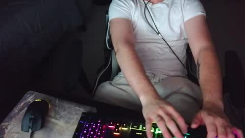 nsfwlogan50 online show from 04/27/26, 01:14