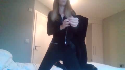 Snapshot of nudgemanalice69 chatting on 10/17/25, 08:17 Alice Nudgeman online show from 10/17/25, 08:17