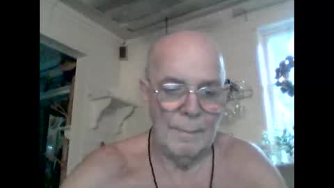 Haky online show from 12/16/25, 12:32