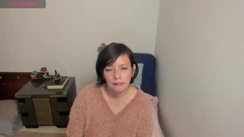 nuit_rose online show from 09/20/25, 02:34