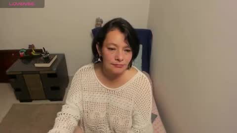 nuit_rose online show from 10/18/25, 02:14