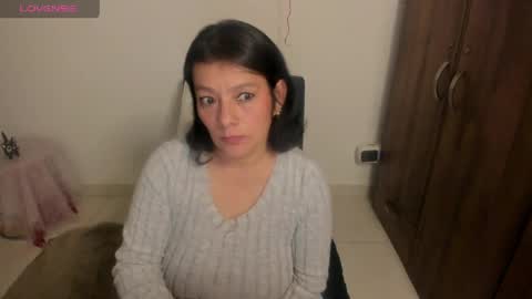 nuit_rose online show from 04/21/26, 01:29