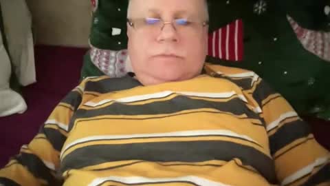 nukiss online show from 04/27/26, 01:20