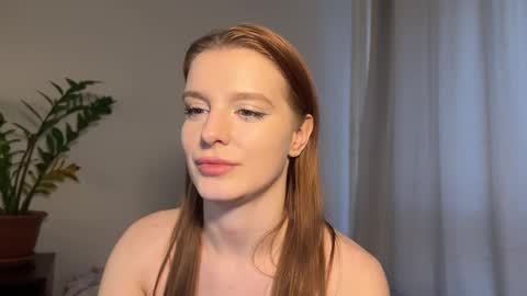 Snapshot of nura_foxx chatting on 03/09/25, 05:00 nura_foxx online show from 03/09/25, 05:00