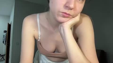 Ema online show from 03/29/26, 05:57