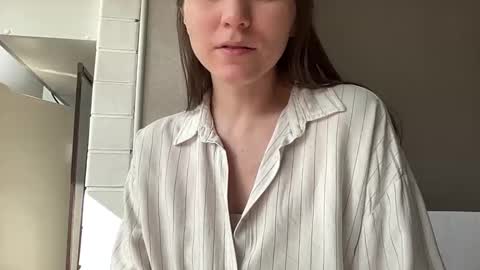 Ema online show from 04/15/26, 01:07