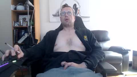 nursefan online show from 10/05/25, 09:40