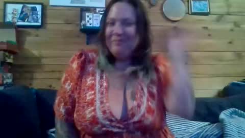 Snapshot of nutmegmatee chatting on 03/17/26, 01:54 nutmegmatee online show from 03/17/26, 01:54