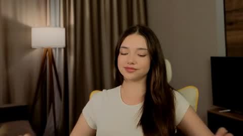 Rachel online show from 06/12/26, 07:24
