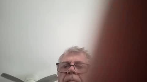 Snapshot of nutswcream chatting on 02/03/25, 09:39 Nutswithcream a quick jackpots of preeeee online show from 02/03/25, 09:39