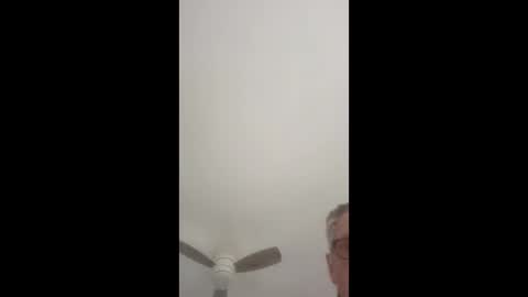 Snapshot of nutswcream chatting on 03/05/25, 06:23 Nutswithcream a quick jackpots of preeeee online show from 03/05/25, 06:23