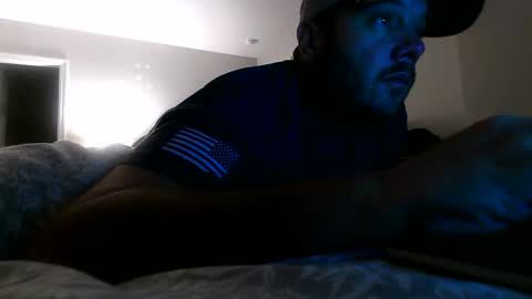 nuttincowboy727272 online show from 12/23/25, 01:14