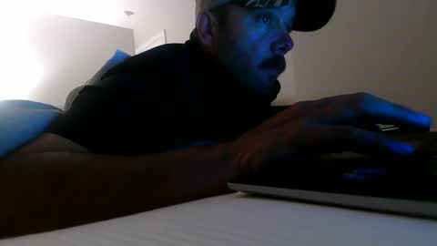 nuttincowboy727272 online show from 04/15/26, 12:28