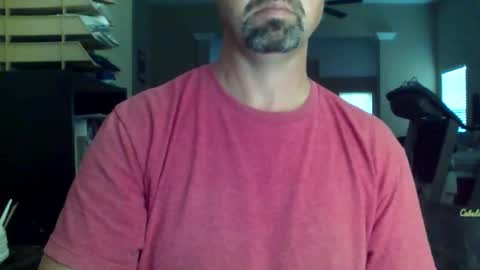 Snapshot of nvrenuff1979 chatting on 11/04/25, 12:37 nvrenuff1979 online show from 11/04/25, 12:37