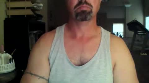 Snapshot of nvrenuff1979 chatting on 11/21/25, 12:37 nvrenuff1979 online show from 11/21/25, 12:37