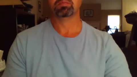 Snapshot of nvrenuff1979 chatting on 12/20/25, 02:57 nvrenuff1979 online show from 12/20/25, 02:57