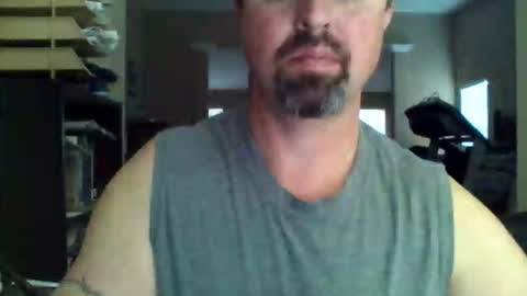 Snapshot of nvrenuff1979 chatting on 02/08/26, 01:36 nvrenuff1979 online show from 02/08/26, 01:36