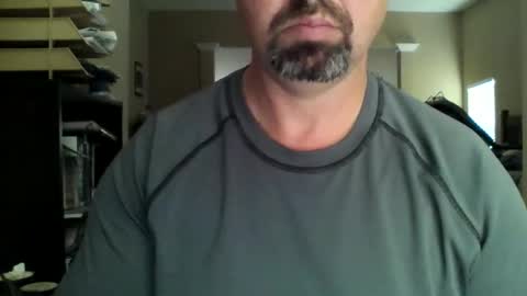 Snapshot of nvrenuff1979 chatting on 03/01/26, 01:35 nvrenuff1979 online show from 03/01/26, 01:35