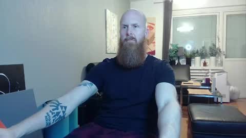 Snapshot of nxrthman chatting on 04/05/26, 10:29 nxrthman online show from 04/05/26, 10:29