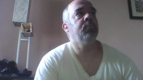 Snapshot of ny1985 chatting on 07/25/26, 09:23 ny1985 online show from 07/25/26, 09:23
