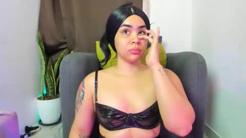 Nia online show from 04/13/26, 04:51