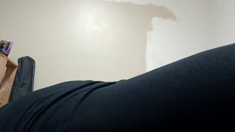 nyanez322 online show from 01/05/25, 01:15