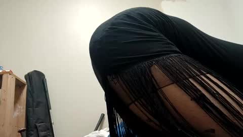 nyanez322 online show from 01/06/25, 03:08